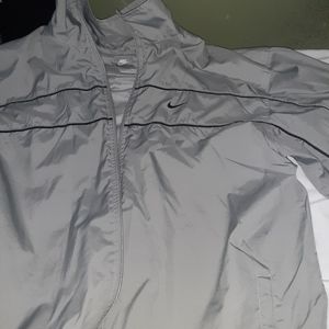 Wind jacket